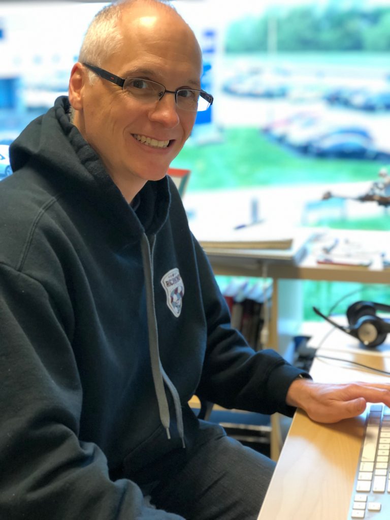 14 Oranges Sylvain Marcotte Owner CEO Working at Desk